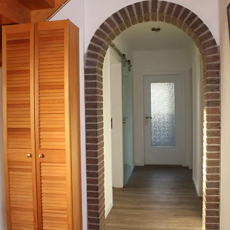 Vor-den-toren-von-sylt-foehr-und-amrum-kremperhuus *